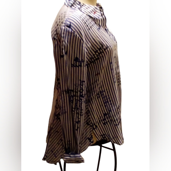 Chico’s - NWT- HI/Lo,  Long Sleeve Blue White Stripe Print Peplum Shirt, Size- 1 - Picture 12 of 13